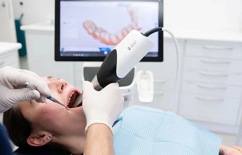 CEREC same-day crown milling machine